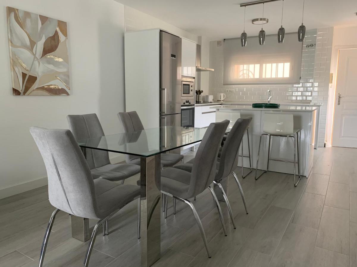 Tulipanes Benalmadena - Parking Privado Daire Dış mekan fotoğraf
