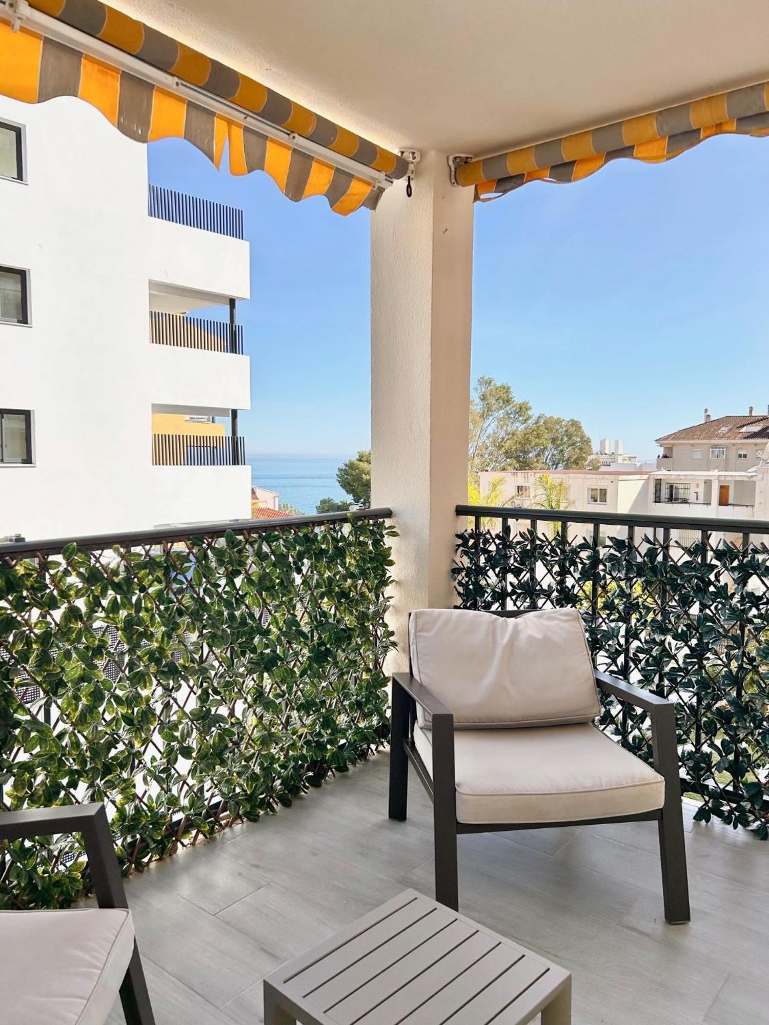 Tulipanes Benalmadena - Parking Privado Daire Dış mekan fotoğraf